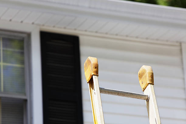 Best Garage Cleanout  in Trenton, FL